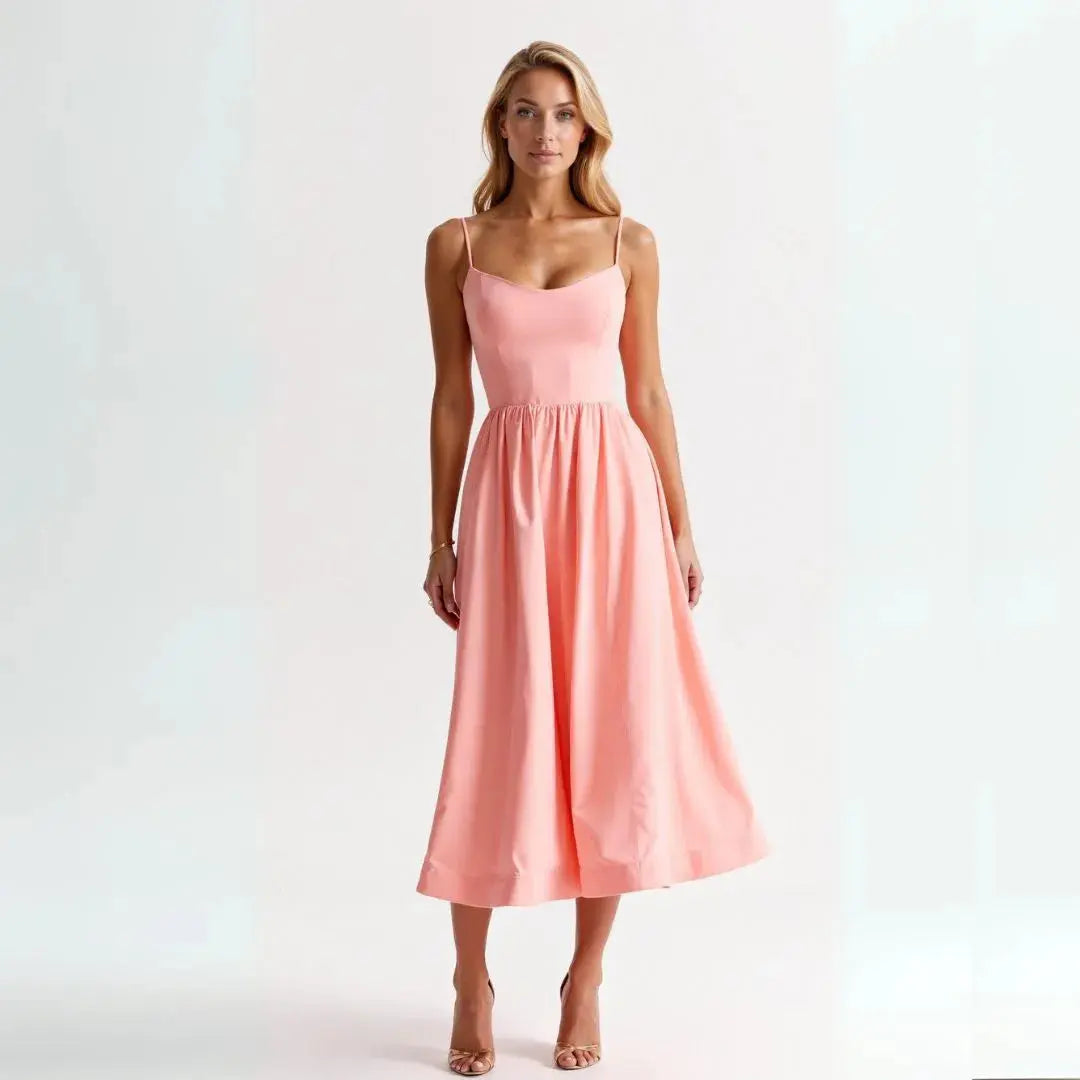 Sukienka Midi na Cienkich Ramiączkach z Rozkloszowaną Sylwetką